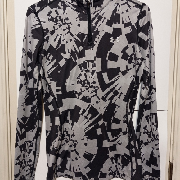 Under Armour Tops - Under Armour Women's Long Sleeve Pullover